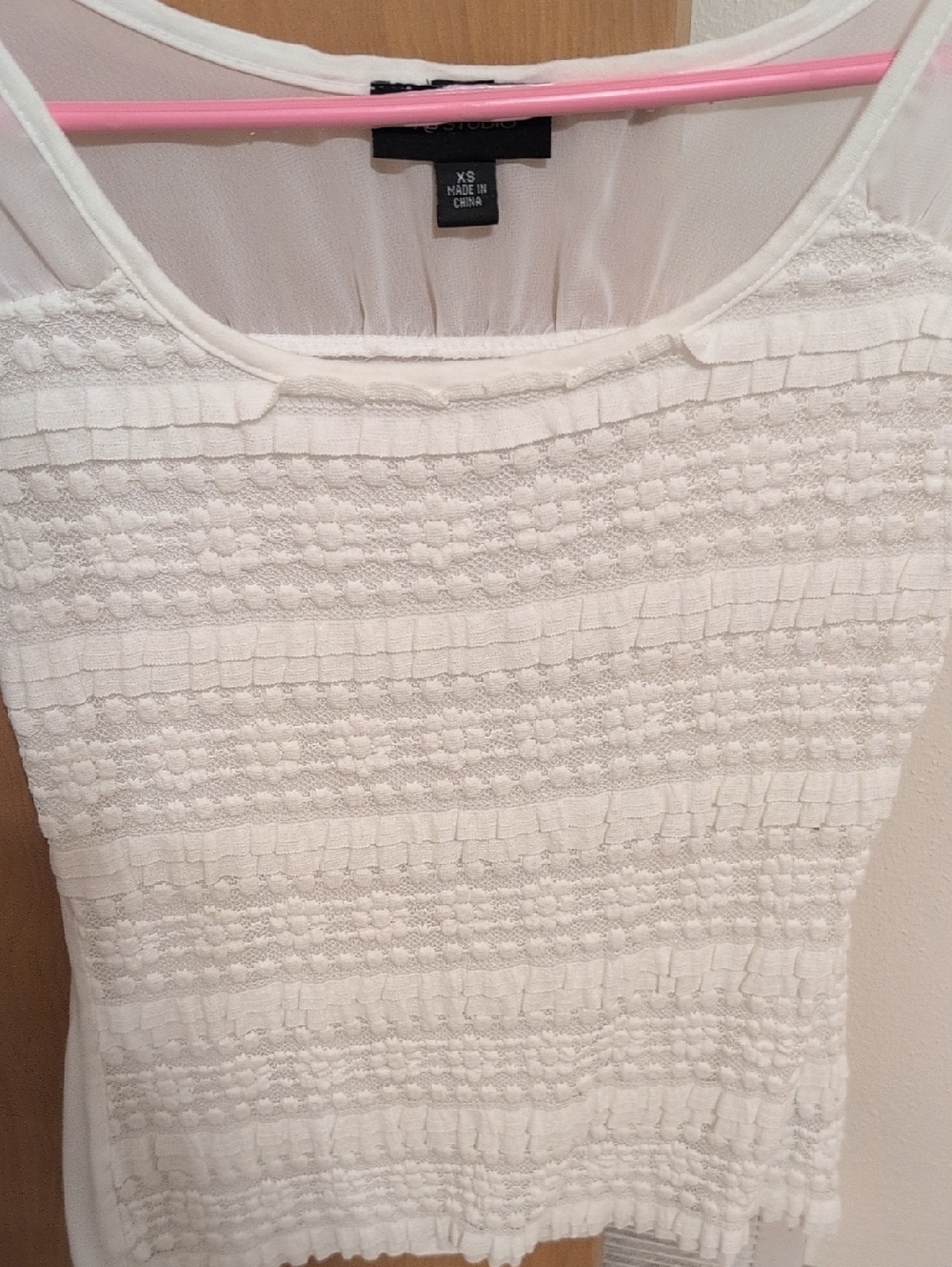 AB Studio White Textured Sleeveless Top